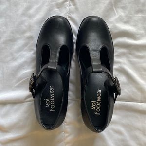 Women’ Koi Footwear Platform Mary Janes